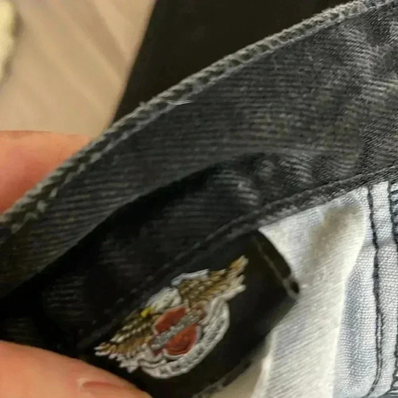 Harley Davidson SZ 38”X 30” black relaxed leg jeans. Worn and washed once…🏍️ - Picture 4 of 5